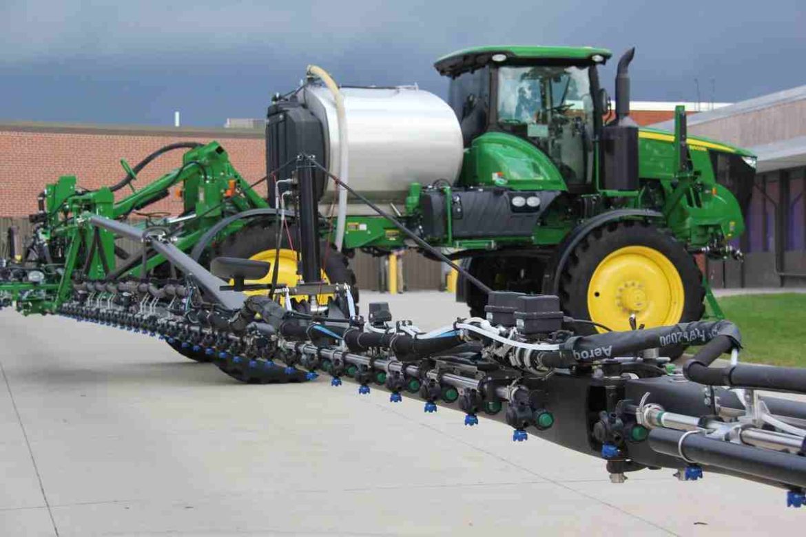 Roadrunner Sprayer Trailer on Sale