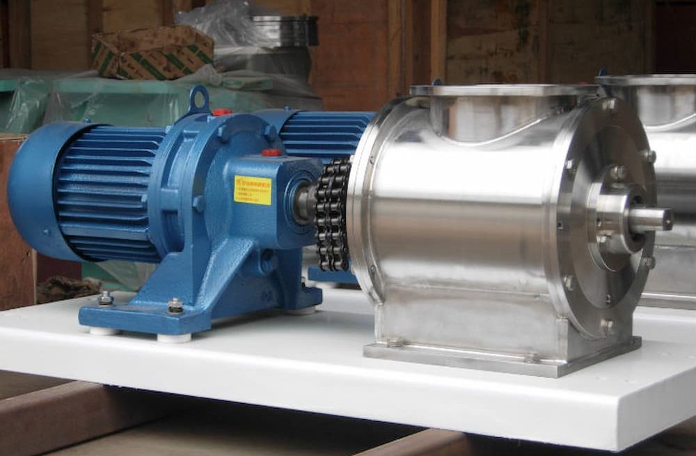 Self-Priming Pump vs Centrifugal Pump Crompton Jet Difference